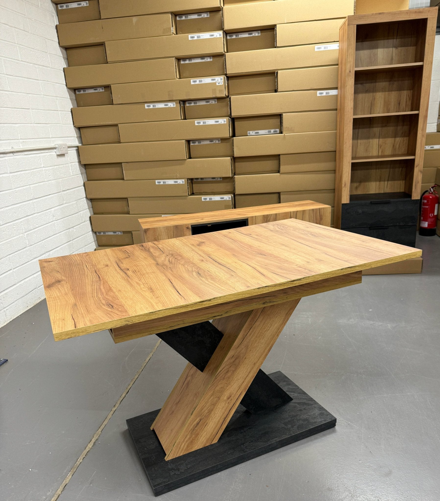 Enzo 01 Dining Table - Furneo