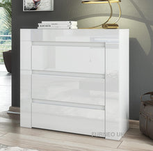 Load image into Gallery viewer, Clifton 15 Chest of drawers - Furneo
